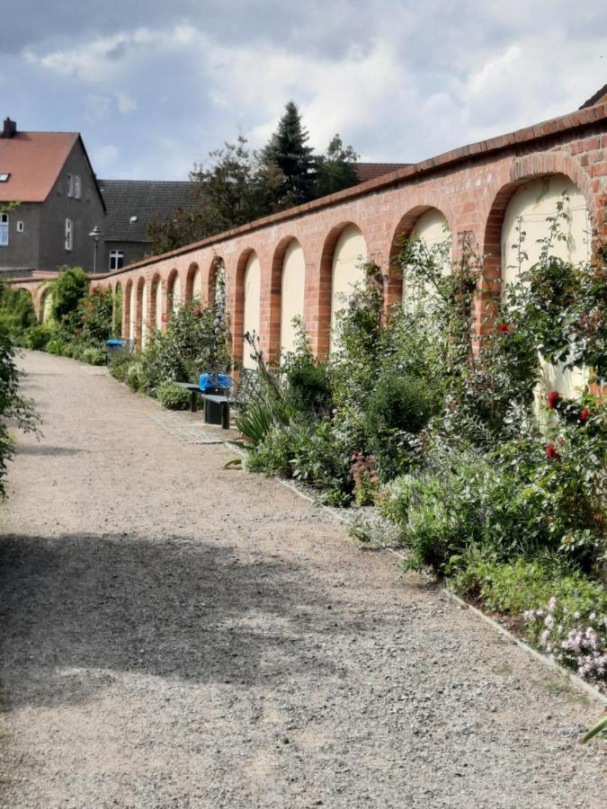 Ferienwohnung Am Schloss Reuterstadt Stavenhagen Kültér fotó