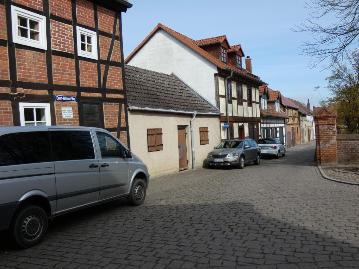 Ferienwohnung Am Schloss Reuterstadt Stavenhagen Kültér fotó