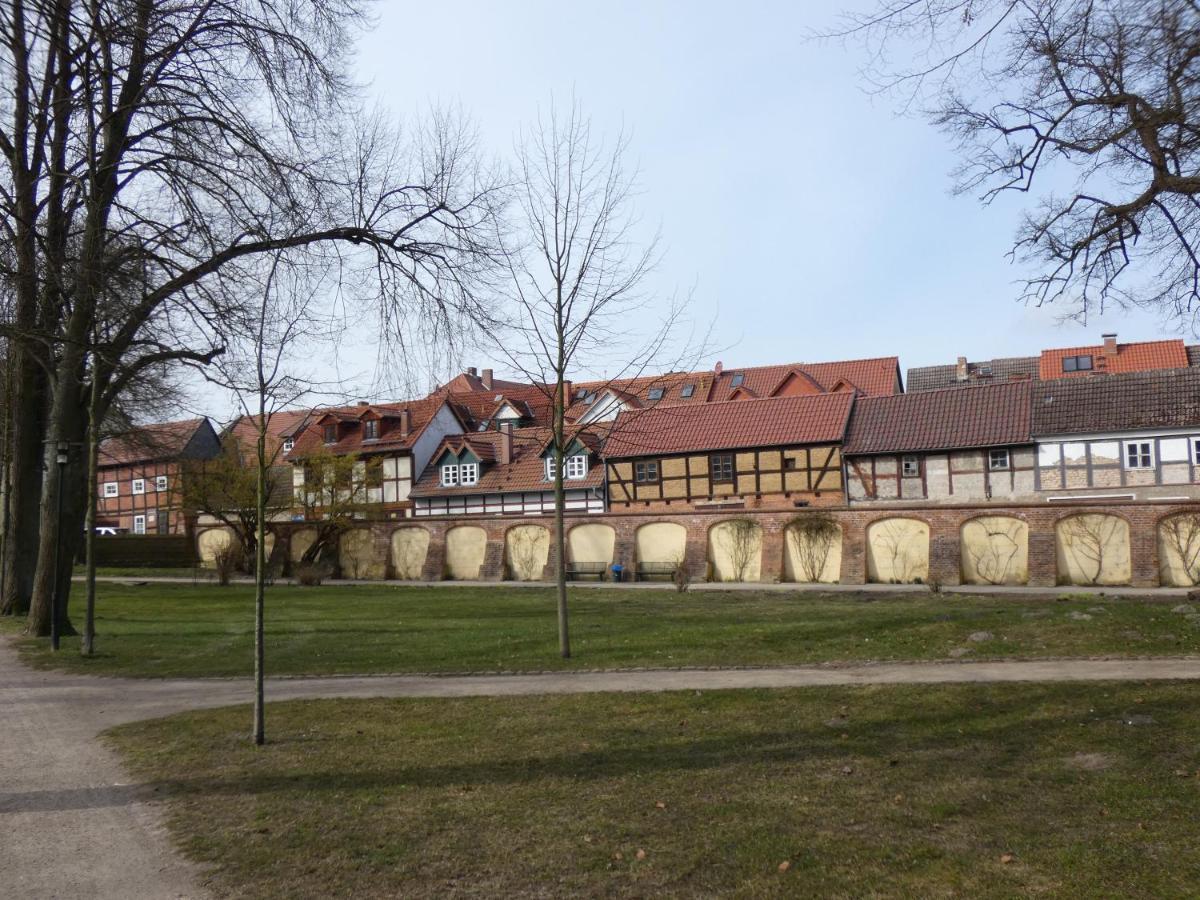 Ferienwohnung Am Schloss Reuterstadt Stavenhagen Kültér fotó