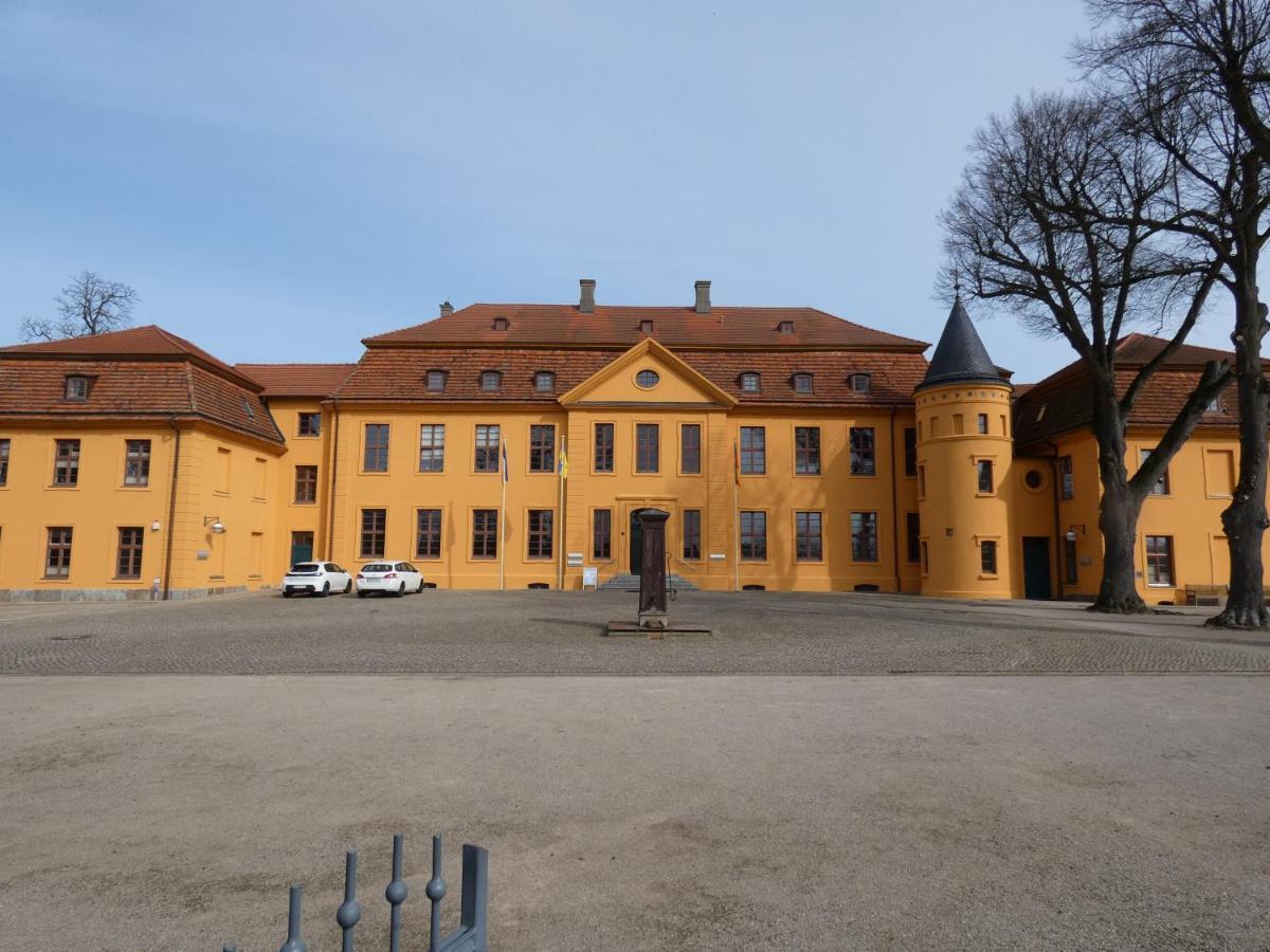 Ferienwohnung Am Schloss Reuterstadt Stavenhagen Kültér fotó